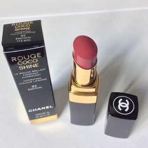Chanel Rouge Coco Shine Hydrating Color Lipshine
